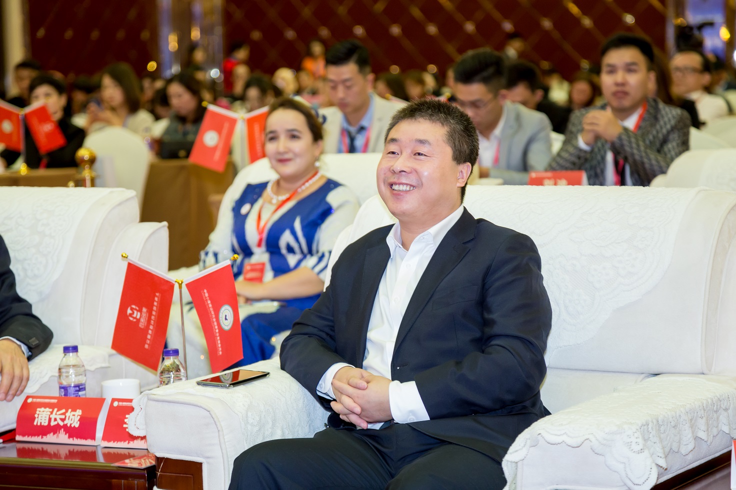 微信图片_201911260935588.jpg