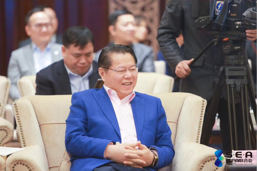 月星集团有限公司董事局主席丁佐宏.png